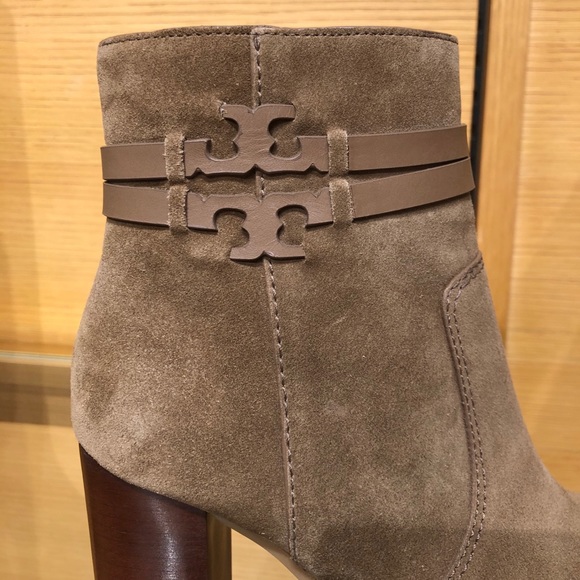 Tory burch Leigh 90mm Lug Sole Bootie - Picture 5 of 6